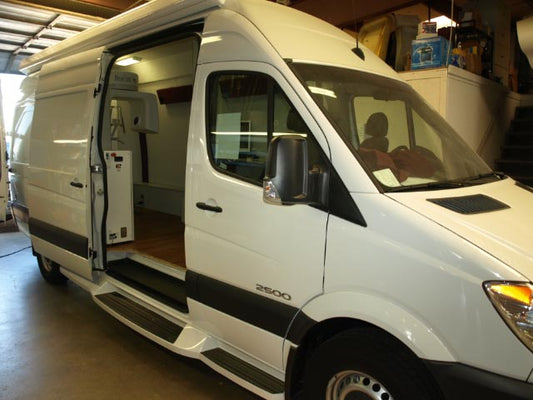Sprinter 2500 Cargo Van fitted with NewTom VG Pan + CBCT
